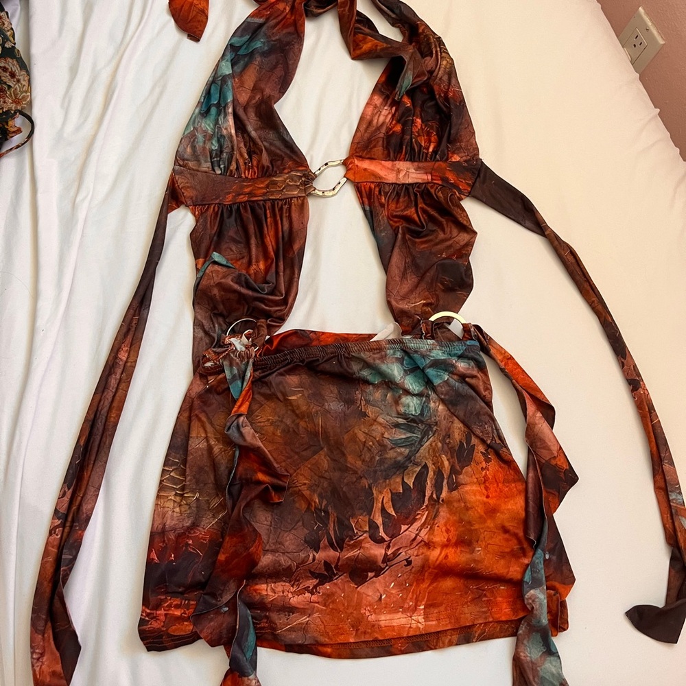 Women’s Halter Tie-Back Top in Rust Multi